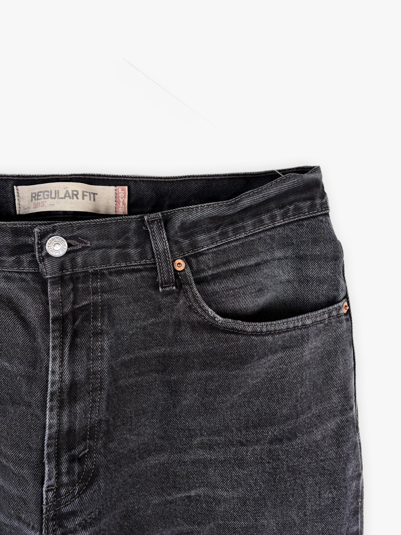 2000s Levi’s 505 Regular Fit Straight Leg Jeans